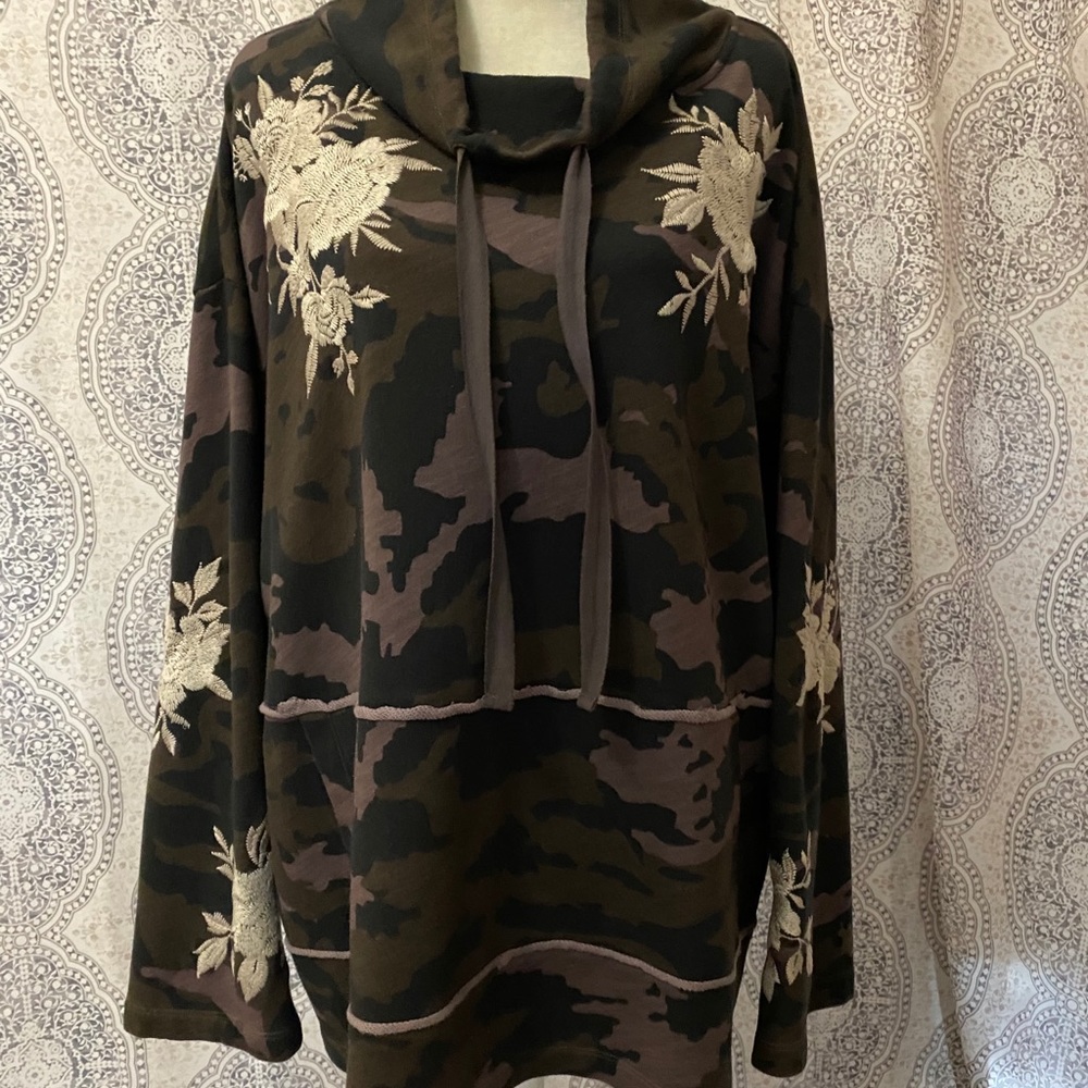 Johnny Was Santal Turtleneck Sweatshirt L XL